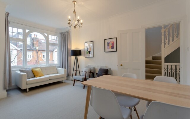 2 Bedroom Flat Next to Clapham Common