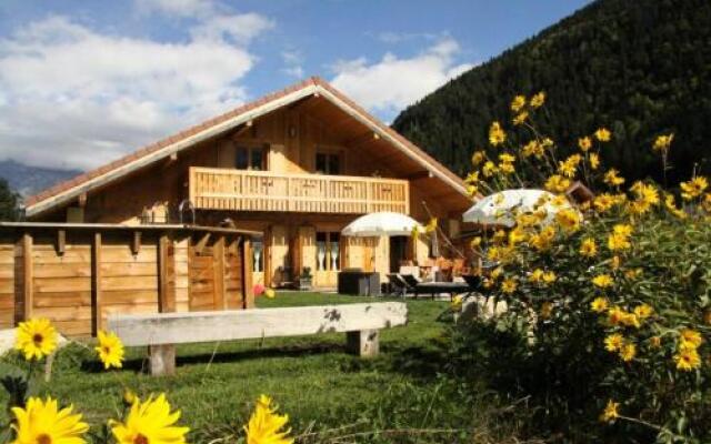 Chalet 7 Pers. Avec Piscine Commune 69020