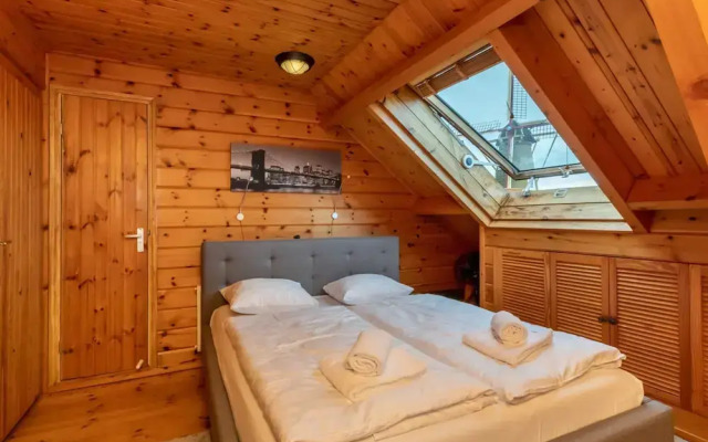 Nice Holiday Home With Beautiful Views