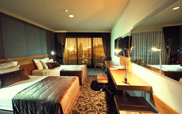 Volley Hotel İzmir