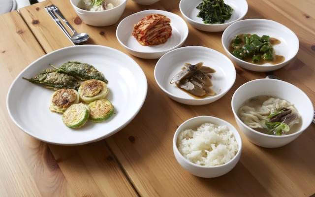 Go Woon Dang Hanok Guest House