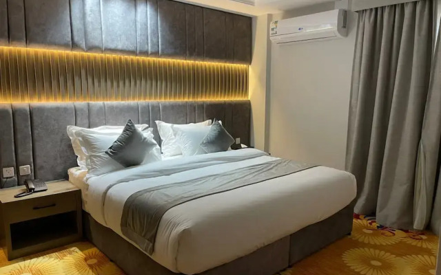 Sweet Land Hotel