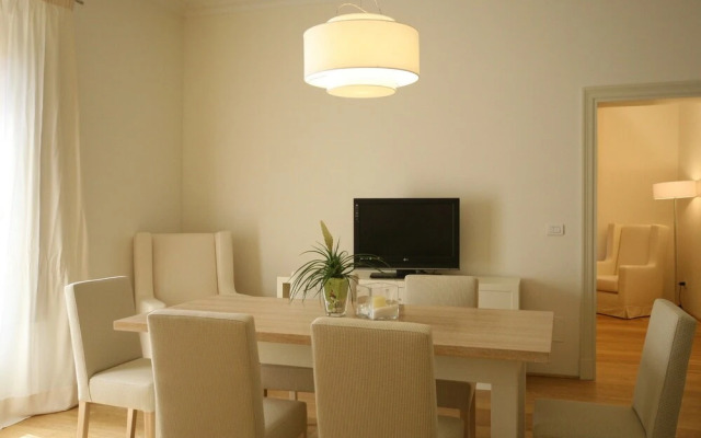 Palagio 16 in Chianti With Shared Pool