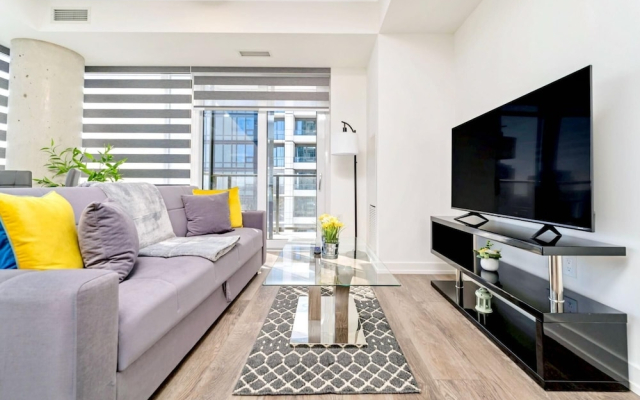 Deluxe 1BR Condo - City Views From Your Balcony