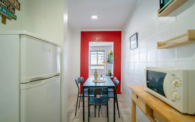 Large Flat w/ Terrace | Ace Location @ Aliados