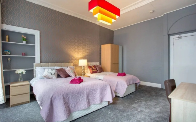 Stunning 2-bed Apartment in Central Edinburgh