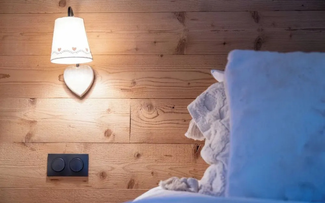 Cozy Chalet 3br/6p With Balcony - Megeve