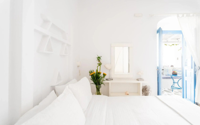 Eleanna's Mykonos