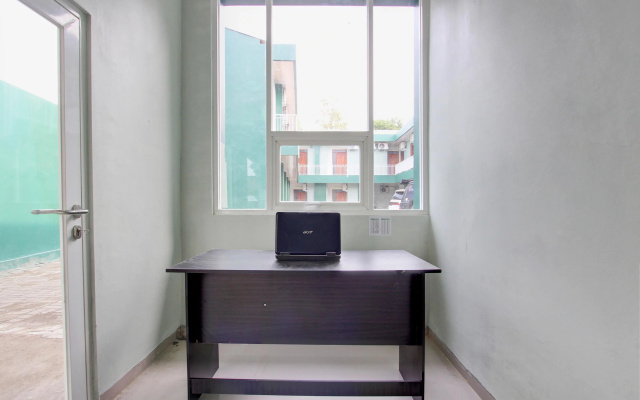 Hotel O Wisma Subur Syariah – Guest Rooms – Pekalongan