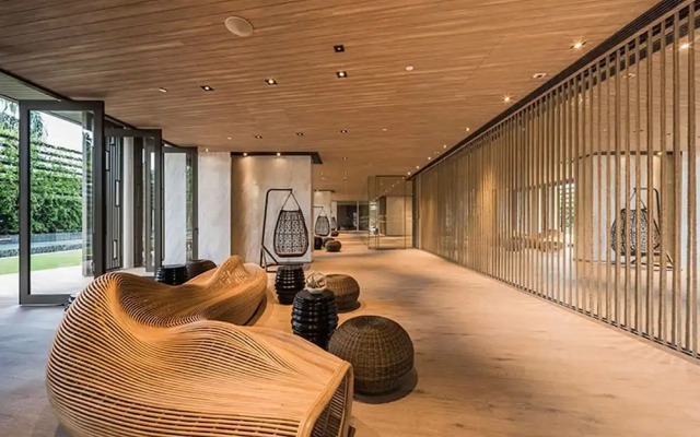 Beachfront Sea View Baan Plai Haad