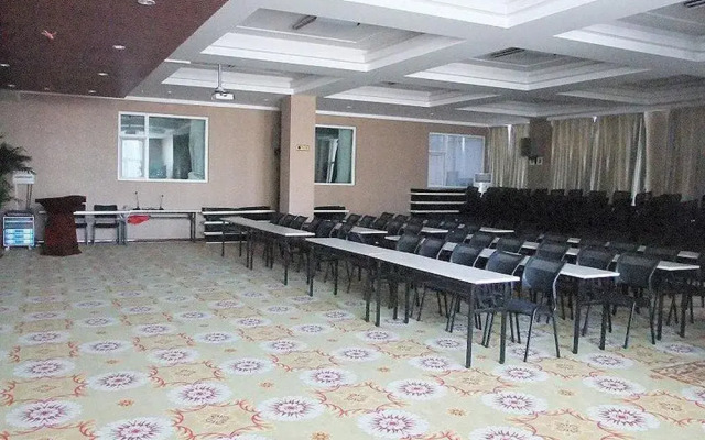 Manzhouli Furunxing Hotel