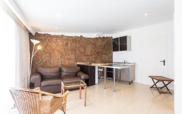 1327 La Quinta Heights