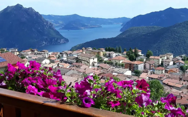 Home Iseo Lake