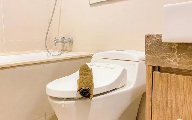 Comfort Living 2Br Apartment At Casa Grande Residence
