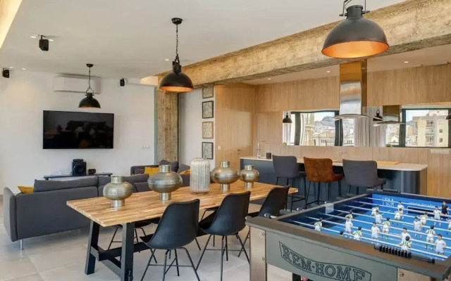 Luxury Apartments In Málaga by Seric
