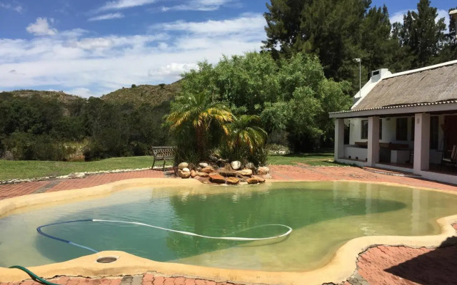 Rivers Own Guest Lodge