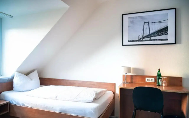 Hotel Rheinpromenade8