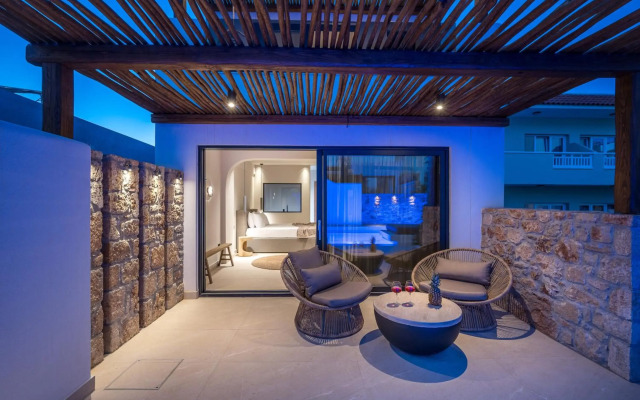 Soleil Apartments  Studios