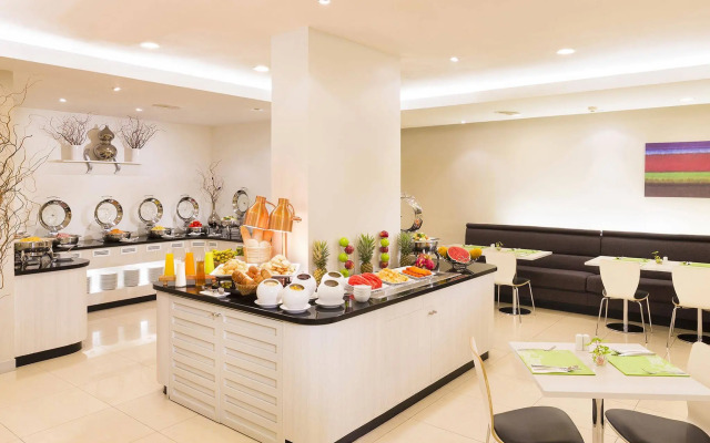 ibis Bangkok Sathorn