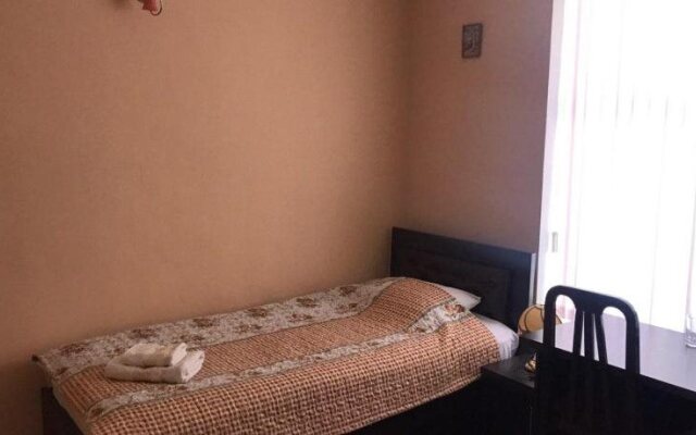 Zarina Hotel