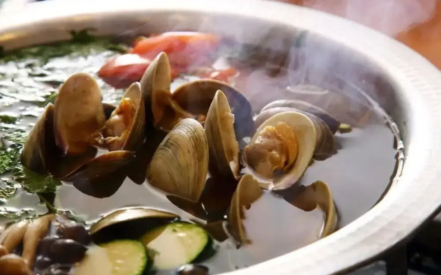 Guest House FUJI-HAKONE LAND - Hostel