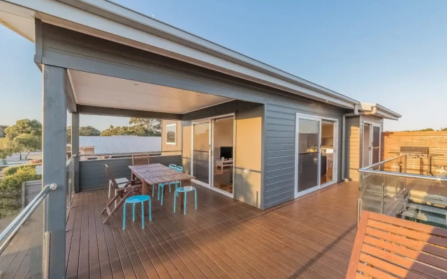 7 Boardwalk Lakeside in Cowes