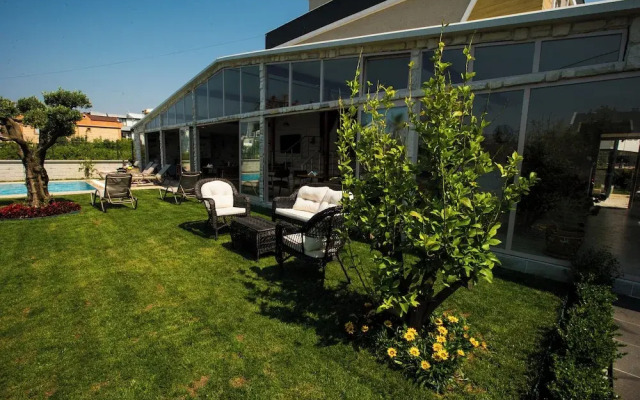 Royalova Hotel