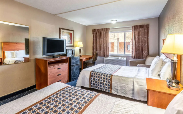 Magnuson Hotel Detroit Airport