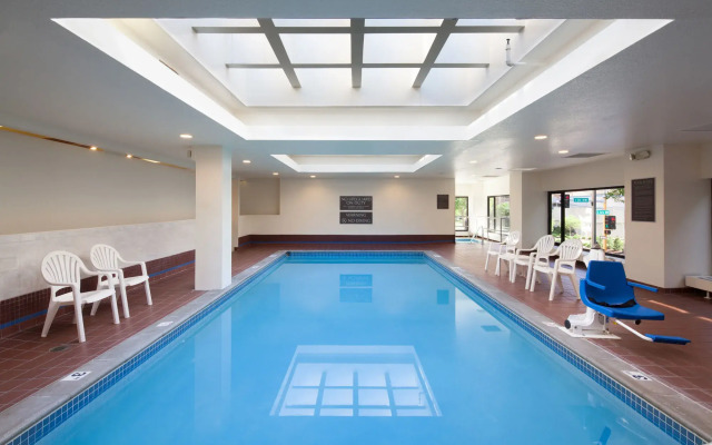 Kahler Inn and Suites - Mayo Clinic Area