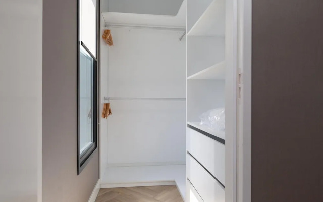 Stylish Penthouse With 2 Bedrooms