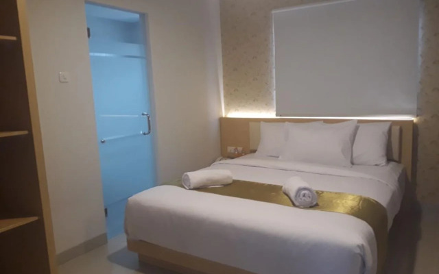 Gold Hotel Simpang Lima