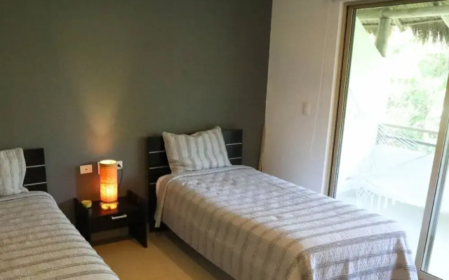 Turquesa Penthouse 2 BDRM sleeps 5