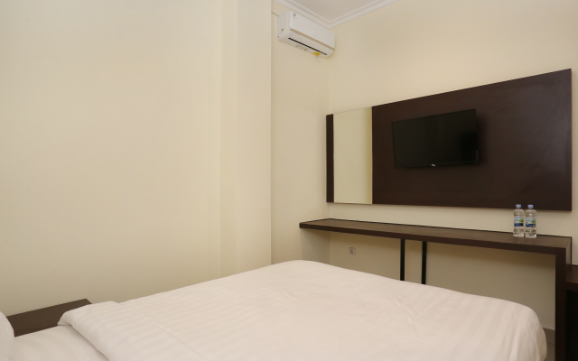 Super OYO Collection O 1626 Alena Residence