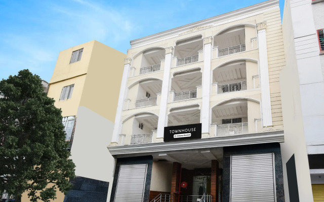 Super Townhouse Raniganj Formerly Devi Residency