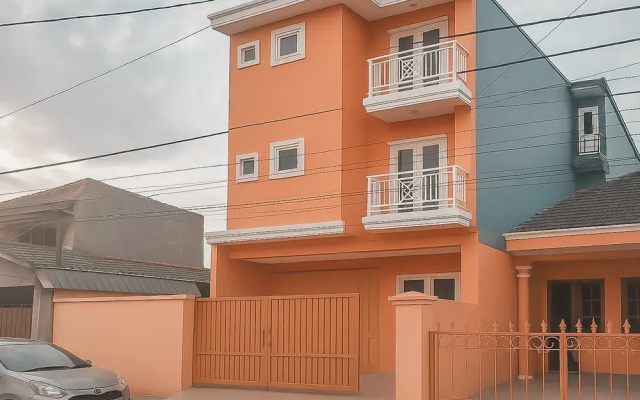 Seladarma Cozy Mitra RedDoorz