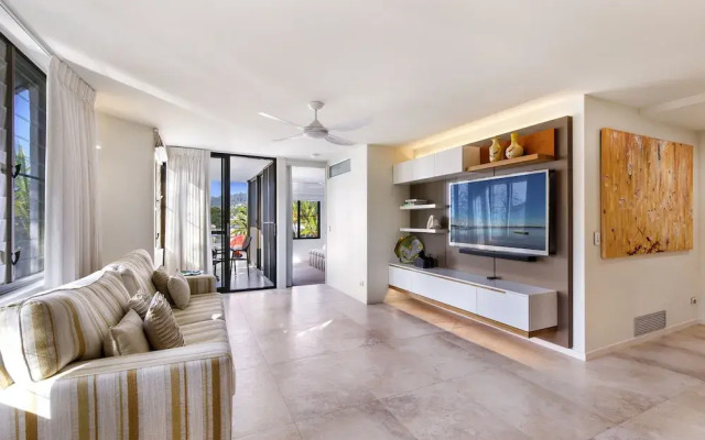 Pisces Apartments