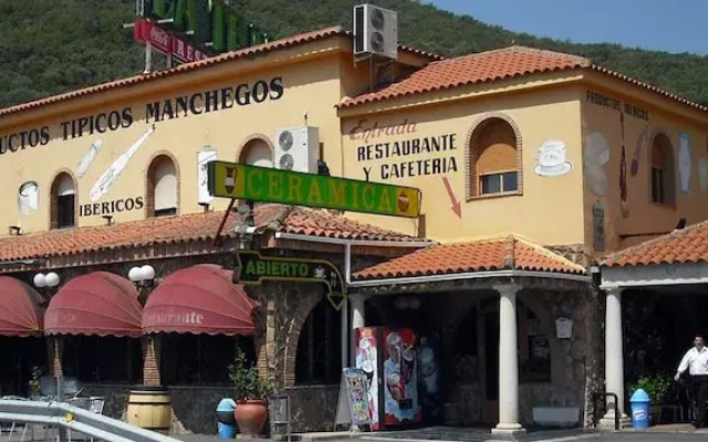 Hotel Restaurante La Teja