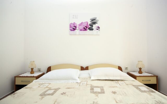 Apartments Antonieta