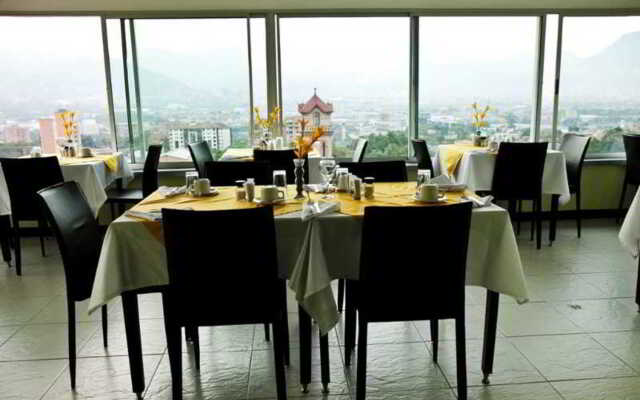 Aparta Suites Torre Poblado