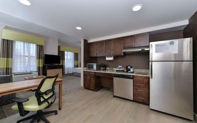 Homewood Suites by Hilton Cincinnati Mason