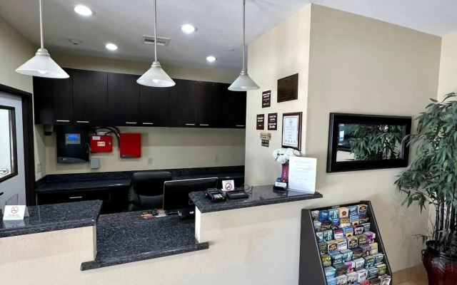 Americas Best Value Inn Sulphur