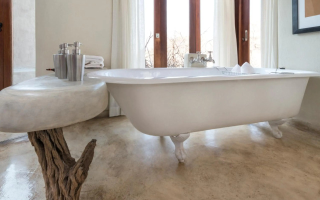 Impodimo Game Lodge