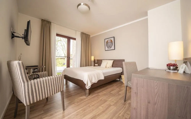 Hotel Tiek.Zwei