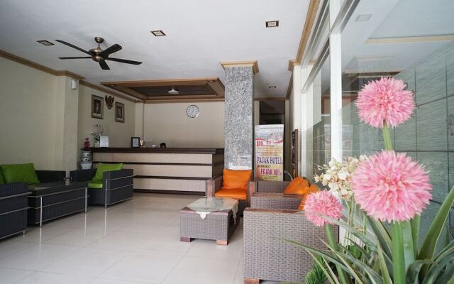 OYO 1647 Hotel Pavilliun 02