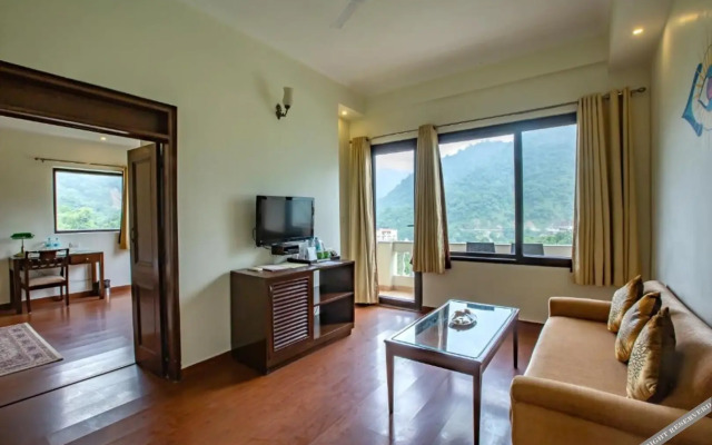 Hotel Dronagiri