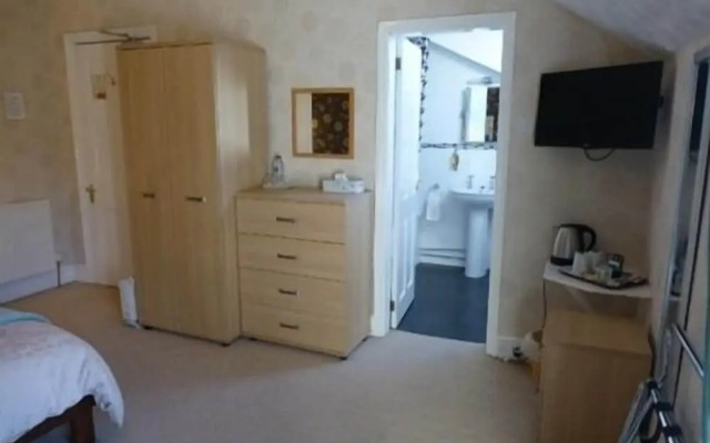 Bryn Derwen Guest House