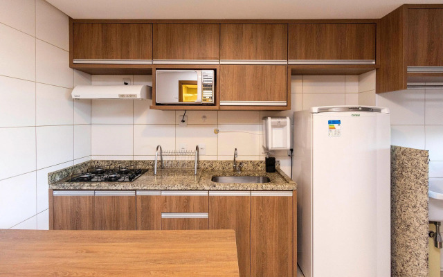 Studio Aconchegante com vista para Piscina. Edifício The Expression - Setor Bueno - TH206