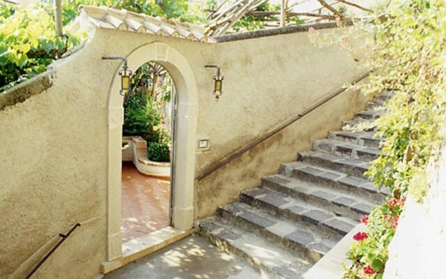 House With 3 Bedrooms In Maiori With Wonderful City View Furnished Terrace And Wifi - 200 M From The Beach
