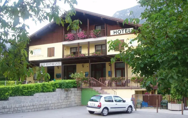 Hotel Stella Alpina & Residence Arcobaleno