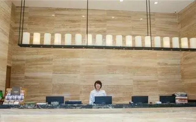 Starway Hotel
